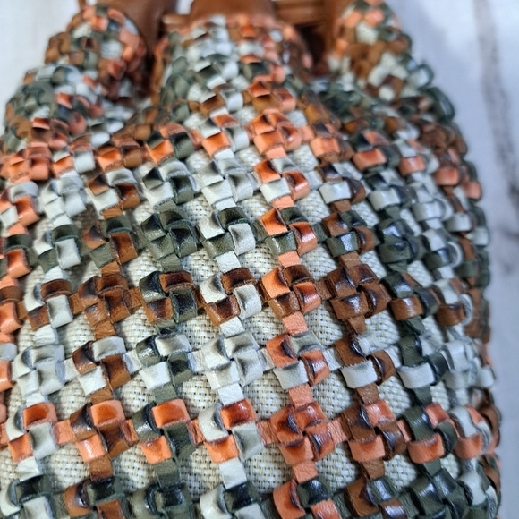 Handcrafted in India Genuine Leather Bucket Bag Purse - Picture 5 of 9